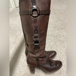 Frye Women’s knee high boots, Brown, size 7.5, style 77170